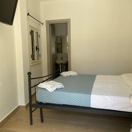 Ferienwohnung Stanza Per 2 Persone Da Antonio Parghelia Exterior foto