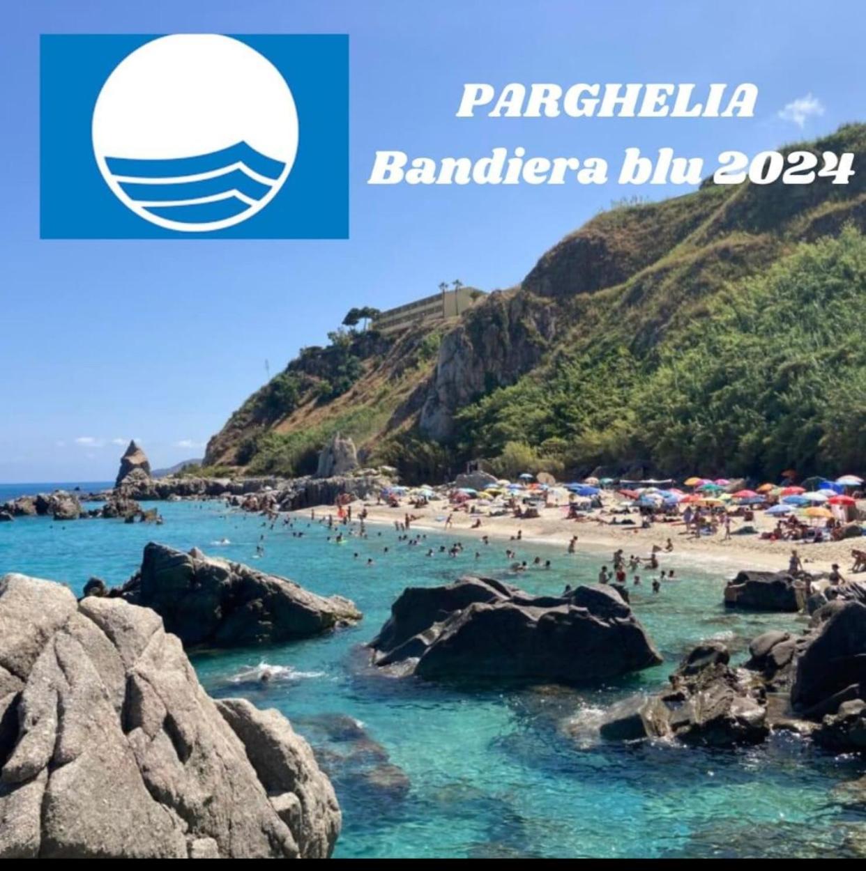 Ferienwohnung Stanza Per 2 Persone Da Antonio Parghelia Exterior foto